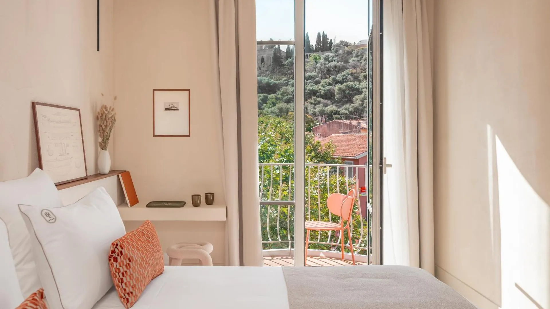 Hotel Liautaud Rooftop Cassis 4*,