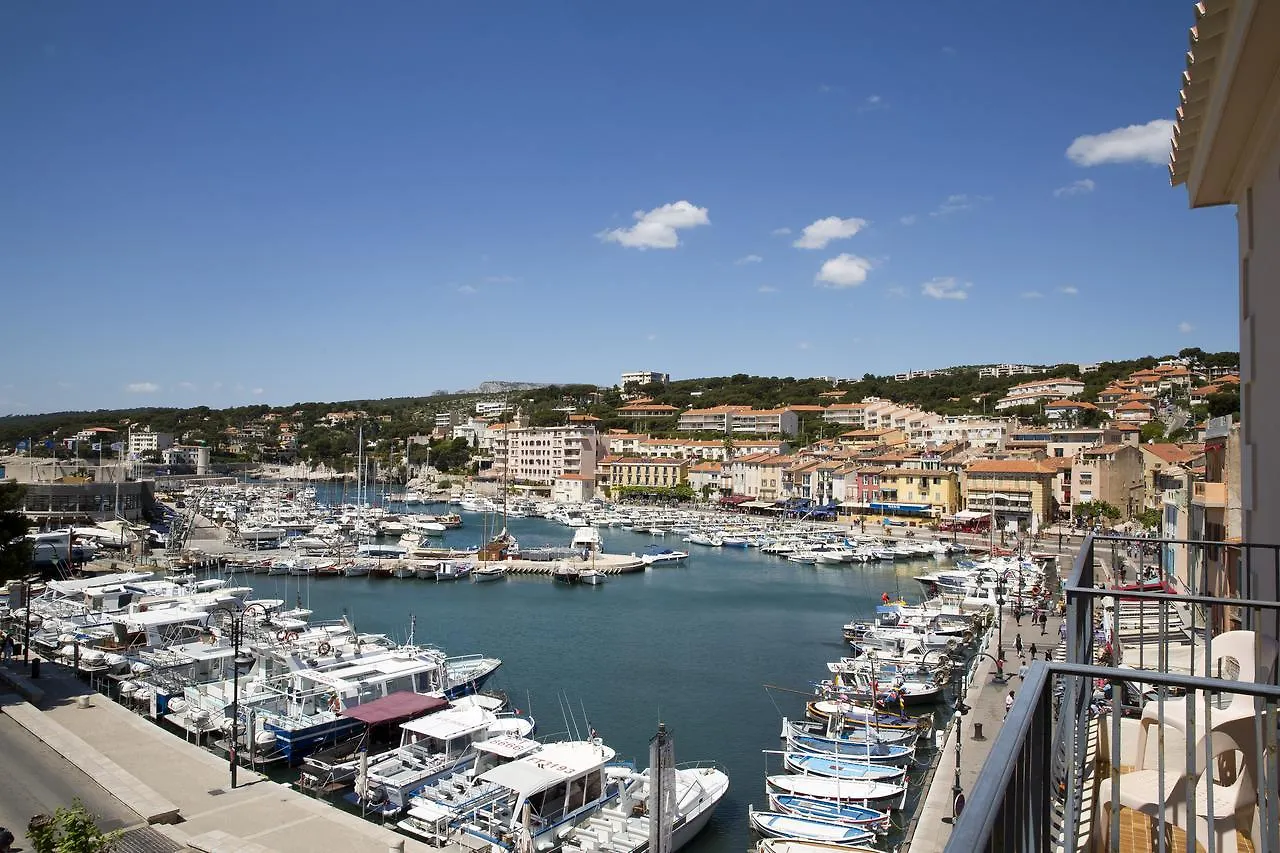 Hotel Liautaud Rooftop Cassis 4*,  France